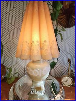 Vintage Art Deco Aladdin Alacite Table Lamp, Pale Pink/Peach and Glass Finial