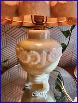 Vintage Art Deco Aladdin Alacite Table Lamp, Pale Pink/Peach and Glass Finial