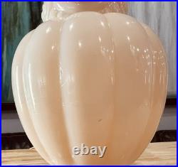 Vintage Art Deco Scalloped Contoured Aladdin Alacite Table Lamp, Pale