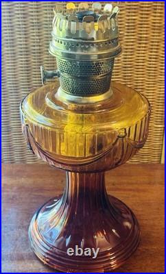 Vintage Classic ALADDIN MODEL C Amber Glass Lincoln Drape Oil Lamp #23 Burner Vintage Classic ALADDIN MODEL C Amber Glass Lincoln Drape Oil Lamp #23 Burner