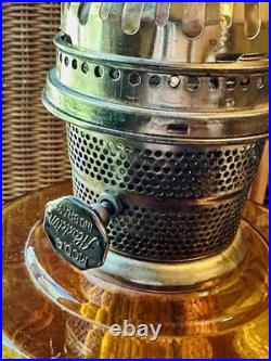 Vintage Classic ALADDIN MODEL C Amber Glass Lincoln Drape Oil Lamp #23 Burner Vintage Classic ALADDIN MODEL C Amber Glass Lincoln Drape Oil Lamp #23 Burner