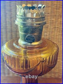 Vintage Classic ALADDIN MODEL C Amber Glass Lincoln Drape Oil Lamp #23 Burner
