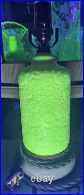 Vintage Custom Made Aladdin Alacite Table Lamp (GLOWS UNDER UV)