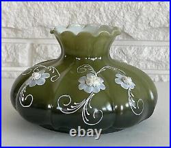 Vintage GWTW 7 Fitter Hand Painted Green Oil Or Electric Glass Melon Lamp Shade