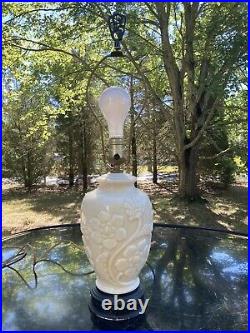 Vintage Glass ALADDIN ALACITE Electric Lamp Floral Pattern 24 With Finial Uranium