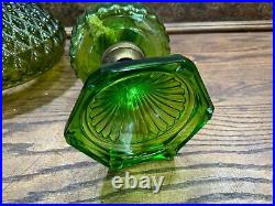 Vintage Green Aladdin Oil Lamp w Original Glass Shade / Table Light