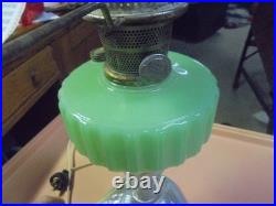 Vintage Majestic Aladdin Lamp B-122 Green Moonstone