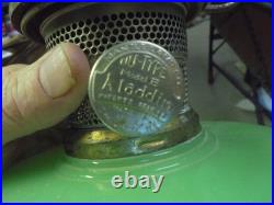 Vintage Majestic Aladdin Lamp B-122 Green Moonstone