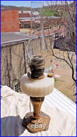Vintage Majestic White Moonstone Glass Aladdin Kerosene Lamp With Metal Base