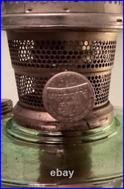 Vintage Oil Lamp EMERALD GREEN Glass Aladdin Model B Burner