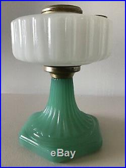 Vintage Original ALADDIN White / Green Moonstone Corinthian Lamp Base NICE! MINT
