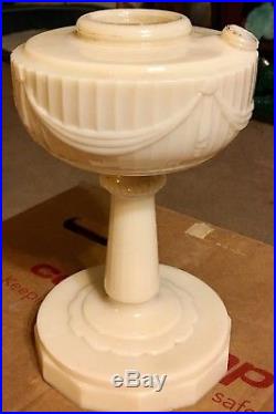 Vintage Scalloped Aladdin Alacite Tall Kerosene Lamp Base Lincoln Drape Pattern