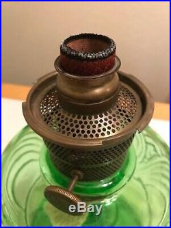 Vintage Washington Drape Aladdin Green Glass Oil Lamp Nu-Type Model B Burner