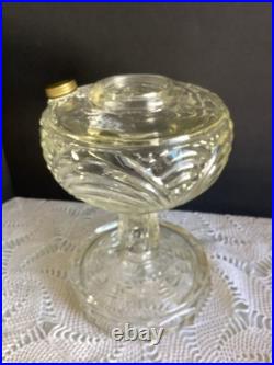 Vintage Washington Drape Clear Crystal Aladdin B53 GLOWS Font Burner & Chimney