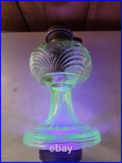 Vintage Washington Drape Clear Crystal Aladdin GLOWS