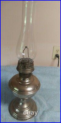 Vtg 1920's ALADDIN Kerosene Oil Table Lamp Model No. 11 Original Base Chimney