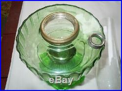 Vtg 1935-1936 Aladdin Corinthian Green Oil Lamp Nu-Type Model B with wick cleaner