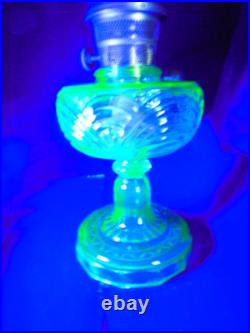 Vtg 1939 Aladdin Green Uranium Glass Bell Stem Washington Drape Oil Lamp B Burnr