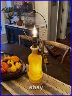 Vtg Aladdin Alacite Chartreuse & Cream Lily of the Valley Table Lamp REWIRED