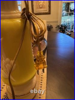 Vtg Aladdin Alacite Chartreuse & Cream Lily of the Valley Table Lamp REWIRED