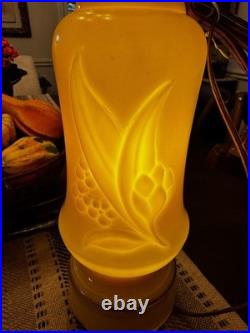 Vtg Aladdin Alacite Chartreuse & Cream Lily of the Valley Table Lamp REWIRED