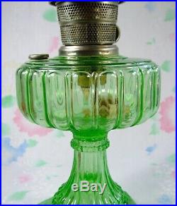 Vtg Aladdin Mantle Lamp CATHEDRAL GREEN Crystal 1934 Model B Kerosene Oil Excell