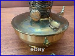 Vtg Aladdin Model B Brass Oil Lamp With Wall Mount Bracket And Frosted Shade