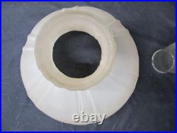 Vtg Aladdin oil Lamp CORINTHIAN, Satin Glass Shade, Model B burner lox-on chim