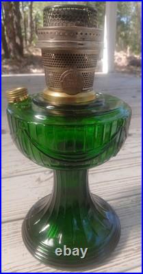 Vtg Emerald Green Lincon Drape Aladdin Oil/kerosine Lamp Model B Lts022