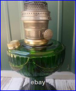 Vtg Emerald Green Lincon Drape Aladdin Oil/kerosine Lamp Model B Lts022
