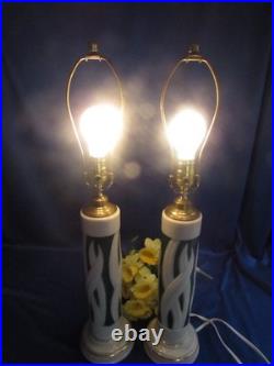 Vtg Pair Aladdin Alacite Green & White Tall Cylindrical Table Lamps 26 1/2 3way