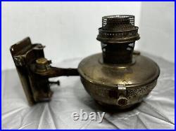 Wall Mount Nu-Type Model B Aladdin Oil Lamp By Mantle Lamp Co Made In USA